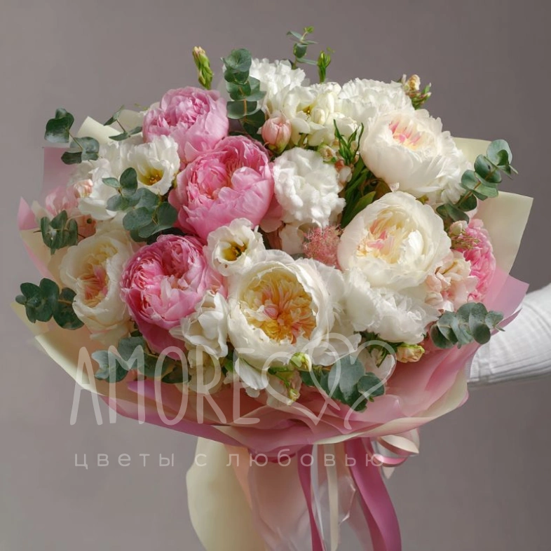 Букет с пионами &laquo;Зефирная фантазия&raquo;