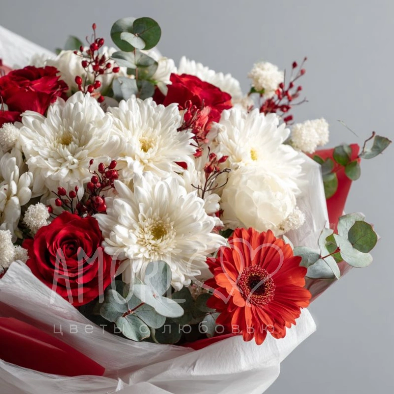 Букет с хризантемами &laquo;Праздничное сияние&raquo;