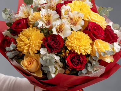 Букет с хризантемами «Ранняя осень»