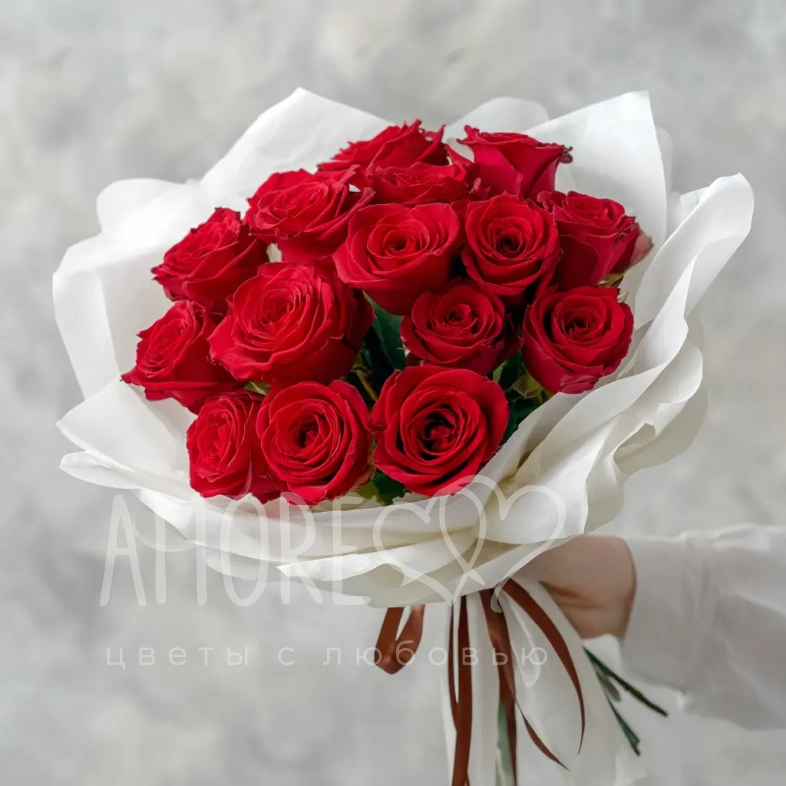 15 красных российских роз 60 см