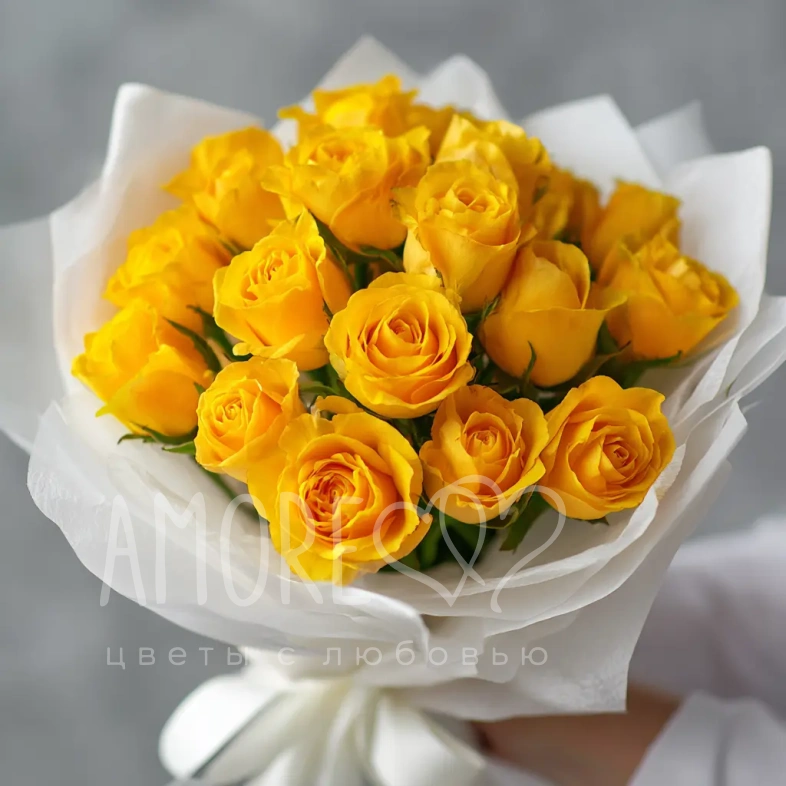 15 желтых кенийских роз 40 см